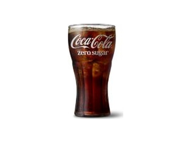 Officielt produktfoto af Coca-Cola® Zero, mellem fra McDonald’s Danmark