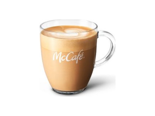 Officielt produktfoto af Flat white, mellem fra McDonald’s Danmark